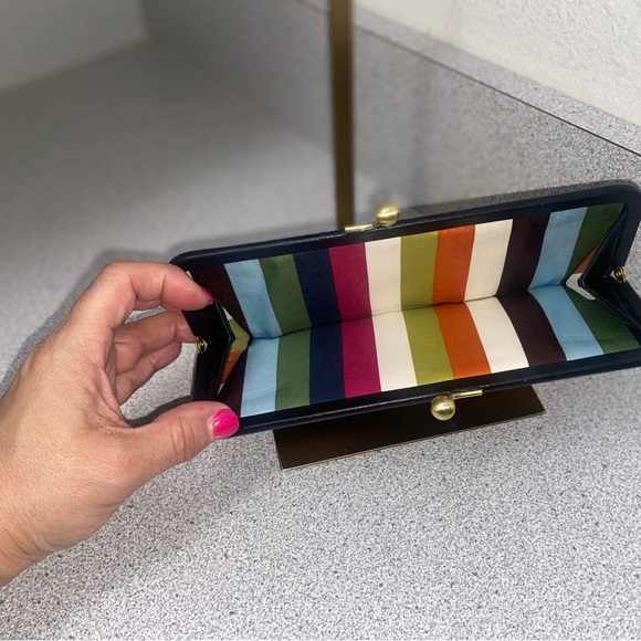 Coach Legacy Kisslock and Turnlock Tan and Black Wallet EUC - Picture 12 of 16